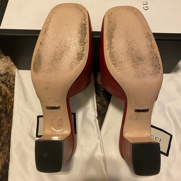 👠Gucci Madelyn Red Leather Crystal-G 55mm Low-Heel Mules👠 - Picture 3 of 4